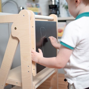 Torre da cucina pieghevole per l'apprendimento con lavagna Torre pieghevole per bambini Sgabello per bambini Sgabello da cucina regolabile in altezza Torre in piedi immagine 4