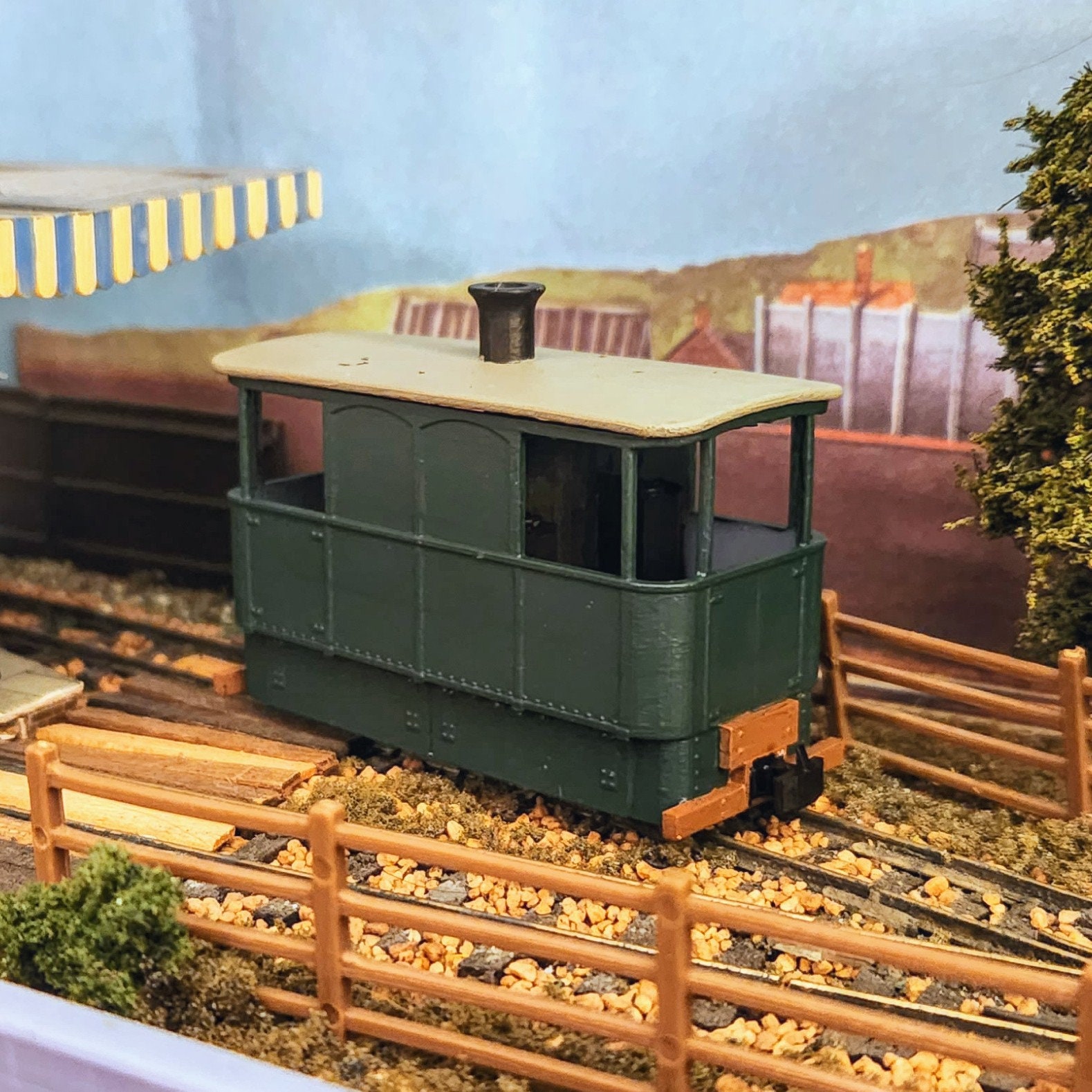 Giants Causeway Steam Tram - Fits Kato 11-109 Chassis - 009 Narrow Gauge, 3D Printed Kit