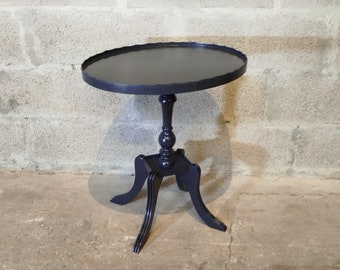 Petite Table d'Appoint Bois Guéridon Ovale Repeint Gris Vintage Années 60 Hauteur 52 cm