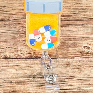 Pill Bottle Shaker Badge Reel, Pharmacist Shaker,  Dry Shaker Badge Reel, Medical Badge Reel, Nurse Badge Reel, Interchangeable Badge Reel