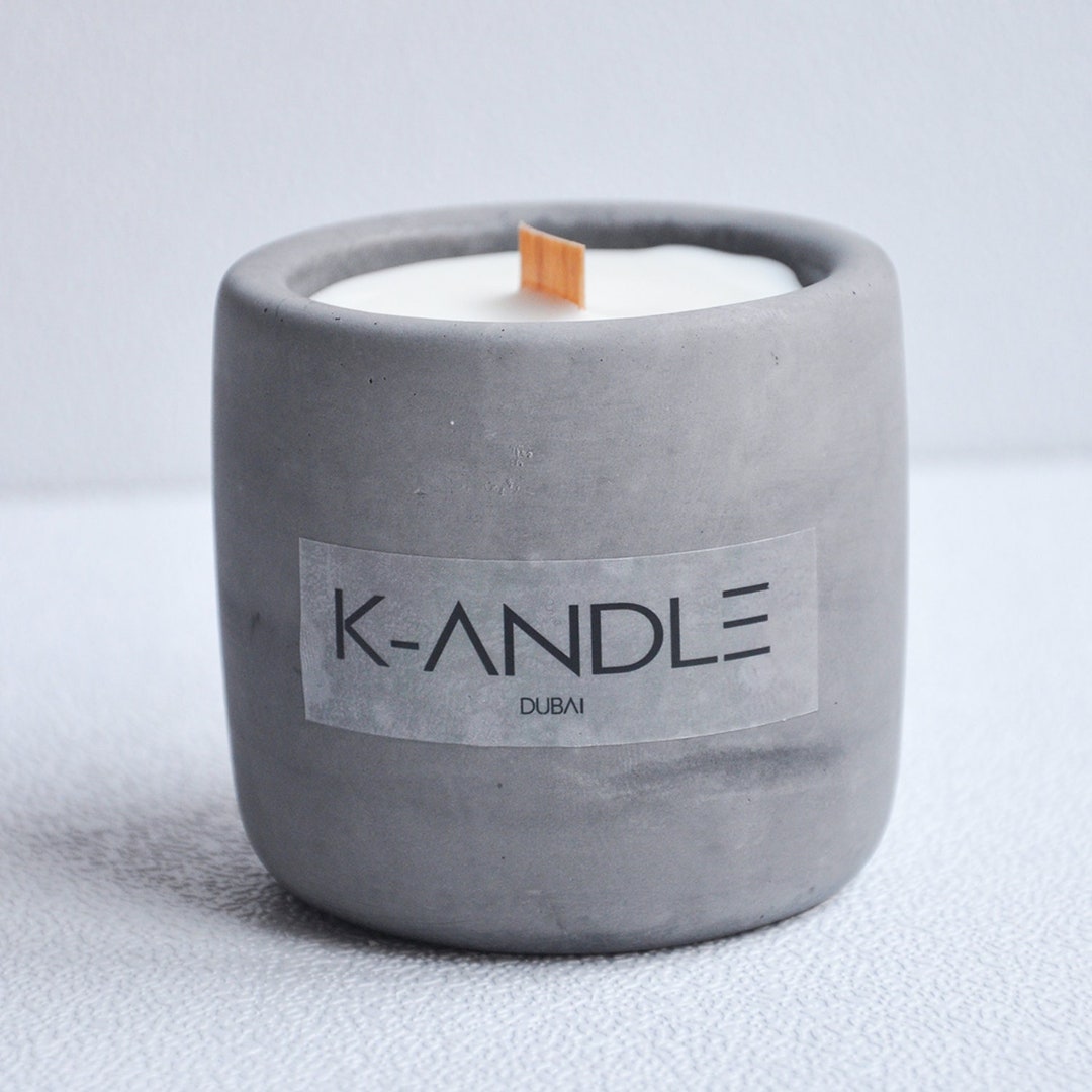 Black Oud Scented Candle,amber Smell, Bergamot , Caramel Smell, Mystic