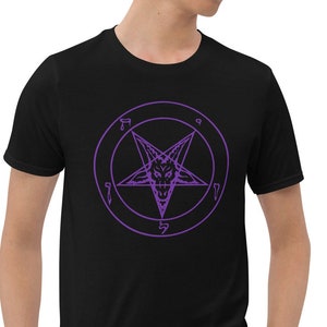 Sigil of Baphomet Insignia of Satan Men&#39;s Short Sleeve T-Shirt Purple Print