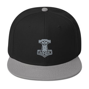 Grey Odin War Hammer Norse Mythology Embroidered Flat Bill Cap Snapback Hat