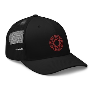 Red 9 Point Star Pentagram Occult Symbol Embroidered Retro Trucker Cap Snapback Hat
