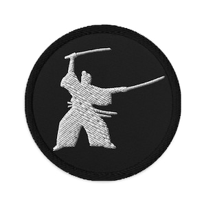 Samurai Two Sword Technique Embroidered Patch Warrior Stance Miyamoto Musashi