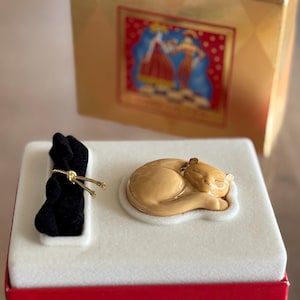 Estee Lauder Kitten Perfume Compact - Etsy