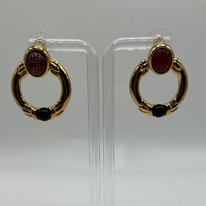 Vintage RoAn Gold Plated Scarab and Onyx Doorknocker Hoop Earrings Old New Stock Never Worn Pierced Earrings