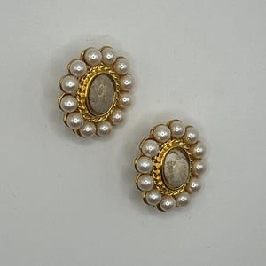Beautiful Vintage Gold With Beige Marble Cabochon Classic Oval Statement Clip Earrings With Faux Pearls Surrounding the Earring