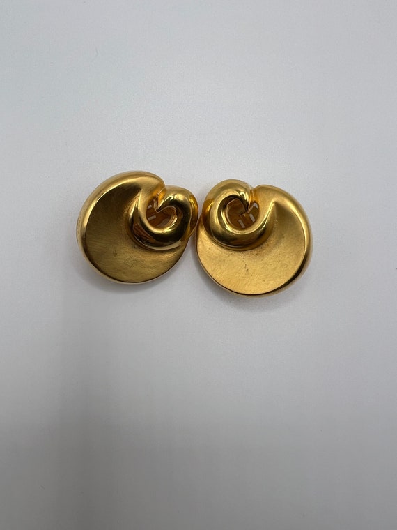Fabulous Vintage 1980's-90's Modern Gold Swirl Ru… - image 1