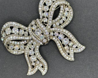 Vintage Swarovski Crystal Encrusted DOUBLE BOW Brooch Costume Jewelry Gift For Her