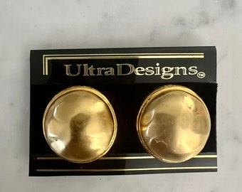 Vintage Oversized Matte Gold Clip Earrings 1980s 1990s Runway Couture Chunky Textured Dome High Quality Statement Jewelry