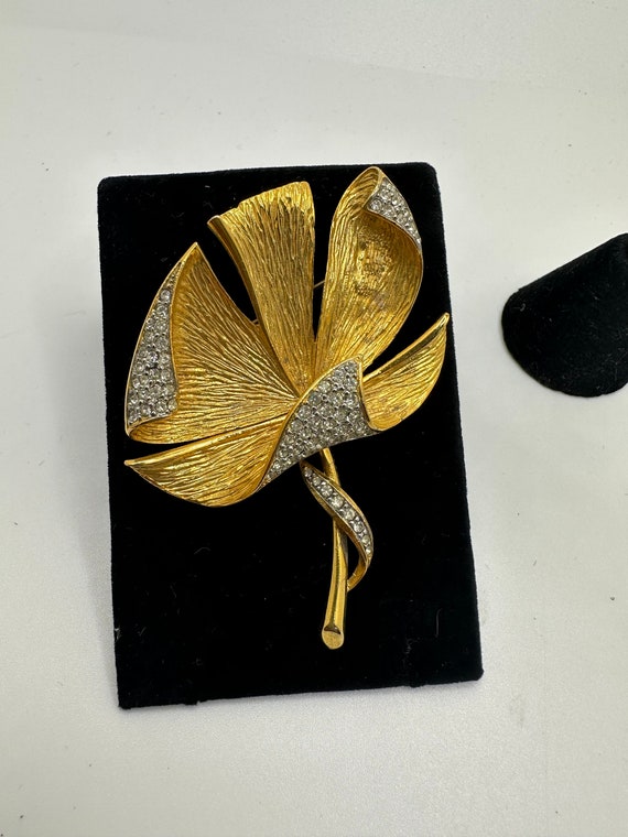 Vintage Crystal Encrusted Leaf Brooch and Matchin… - image 3