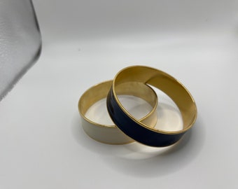 Parure de bracelets joncs vintage bleu marine et crème en émail et plaqué or