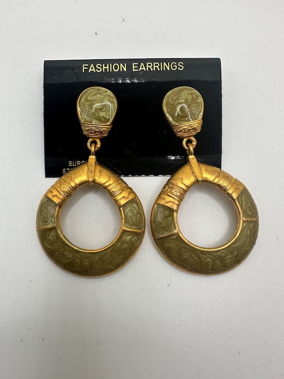 Boucles D'oreilles Pendantes Vintage Années 80-90 - Fermoir Clip, Matière Acrylique, Couleur Marron, Occasion