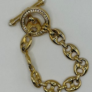 Vintage Goldtone Puffed Chain Bracelet with Rhinestone and Pearl Toggle Clasp