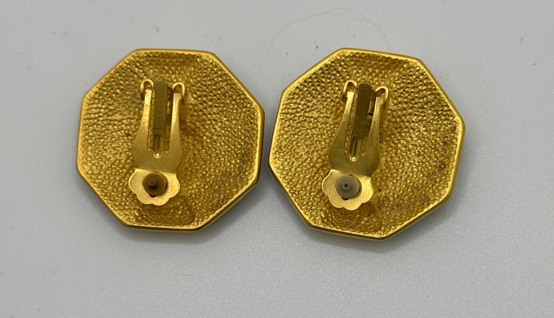 Boucles D'oreilles Vintage à Clips En émail Noir - Occasion Rétro - Alliage Doré/argenté