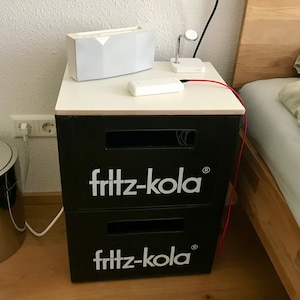 Deckel aus Holz für Fritz-Kola Getränkekiste Eiche Hocker Tisch Nachttisch Sitzauflage Nachhaltiges Geschenk Upcycling Bild 10