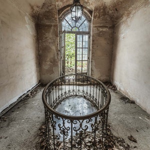 Customizable photograph of abandoned place, urbex art print in limited edition of 30 copies, &quot;Occulus&quot;