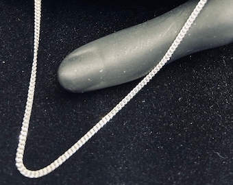 Ketting/kinketting van 925 sterling zilver in 2 verschillende lengtes.
