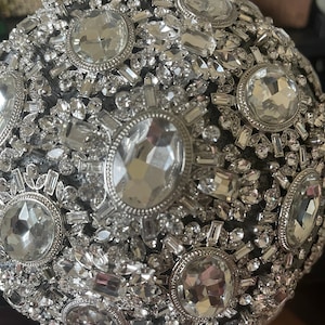 Brooch Bouquet with Remembrance underlay