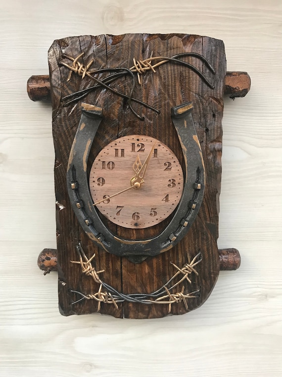 Reloj de pared de madera antigua con decoracion de herradura 100 hecho a mano Reloj de pared vintage Reloj de pared unico Regalo de aniversario Regalo personalizado Etsy Espana