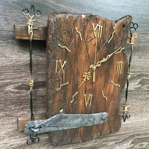 Reloj de pared de madera antigua, Reloj de madera, Reloj de madera grabado, Reloj de madera hecho a mano, Reloj de pared personalizado, Regalo de aniversario, Reloj de pared único