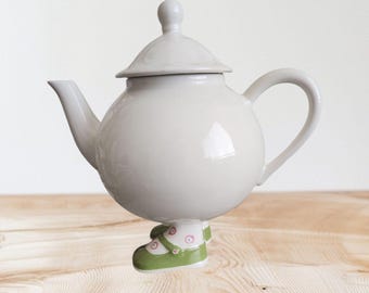 Carltonware Walking Teapot: Hand-painted English Pottery, Red