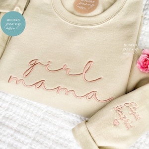 SUDADERA PARA MAMÁ DE NIÑA, regalo de Navidad personalizado para mamá de niña, sudadera bordada con cuello redondo y nombres de niños, regalo de revelación de embarazo para nueva mamá