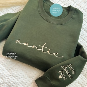 Aunt Embroidered sweatshirt, Aunt Crewneck Sweatshirt Christmas Gift for Aunt mom Custom Aunt Shirt with Kids Names sleeve Aunt Sweater