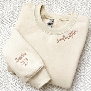 Godmother sweatshirt, Godmom Sweatshirt, Godmother Gift, Christening Gift, Personalized Godmother Crewneck Sweatshirt, Custom with Kids Name