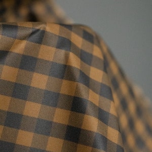Traditional Oilskin / Gingham / Ginger Biscuit