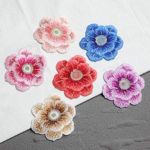Piccolo fiore in fiore cucire sulla toppa ricamata camelia floreale cinese toppa da cucire motivo applique da donna abito da sposa abito giacca kimono