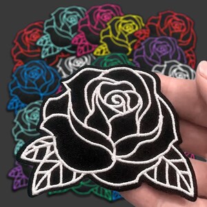 7,5 cm svart gotisk ros-stryklapp - 8 färgalternativ - broderad svart blomma - rosapplikation i gotisk tatueringsstil för jackor, väskor, hattar