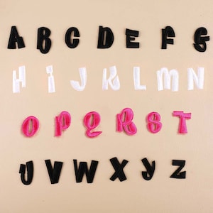 1"/ 2,5 cm Letras pequenas para passar a ferro Patch Costurar em Patch Alfabeto fofo Capital bordado A a Z Nome Crachá para DIY Jaqueta Mochila Camiseta