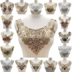 Op de afbeelding: Assortiment van 18 gouden en zilveren kantversieringen, met ingewikkelde bloem- en geometrische patronen. Deze versieringen zijn perfect om een ​​toets van elegantie toe te voegen aan kleding, accessoires en woonprojecten.