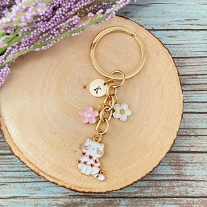 Personalized Initial Cat Keychain, Mini Flower Enamel Gold Plated Keychain, Cute Purse Backpack Keychain Charm, Keychain Gift Wrap Idea