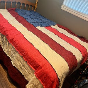 Handmade American Flag Rag Quilt