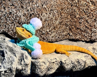Skäggagamehatt, ödledräkt, reptilhatt, virkad stickad mössa, ormhatt, söt hatt, julhatt