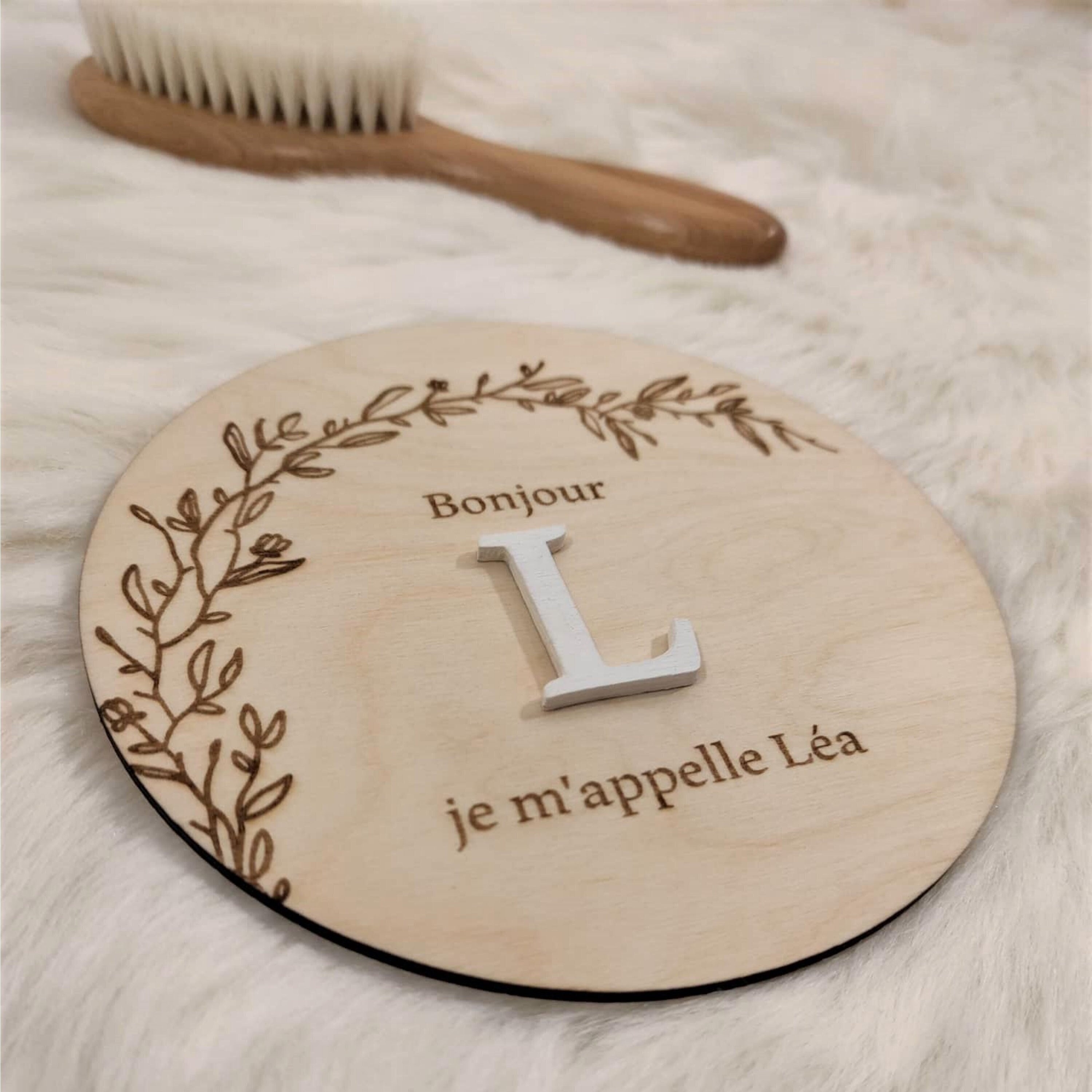 Carte en Bois Gravée Prénom Bébé Pour Annonce de Naissance ou Cadeau Naissance