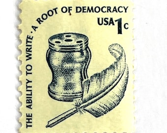 Sello de 1 centavo de dólar estadounidense de 1977 - Serie Americana - Tintero y pluma - La capacidad de escribir - Una raíz de la democracia - Scott #1581