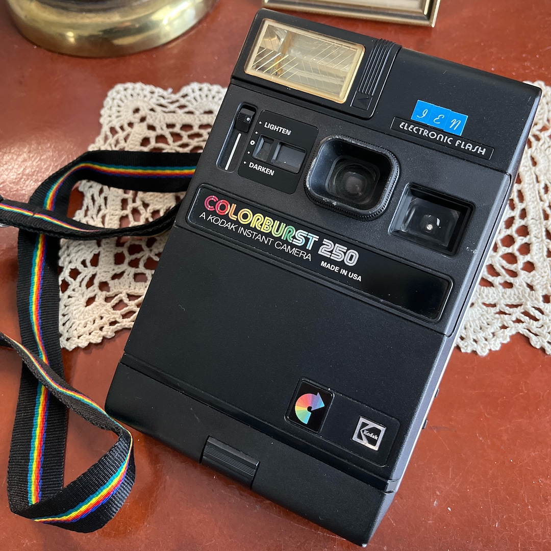 Vintage Kodak Colorburst 250 With Black Carry Bag A Kodak Instant