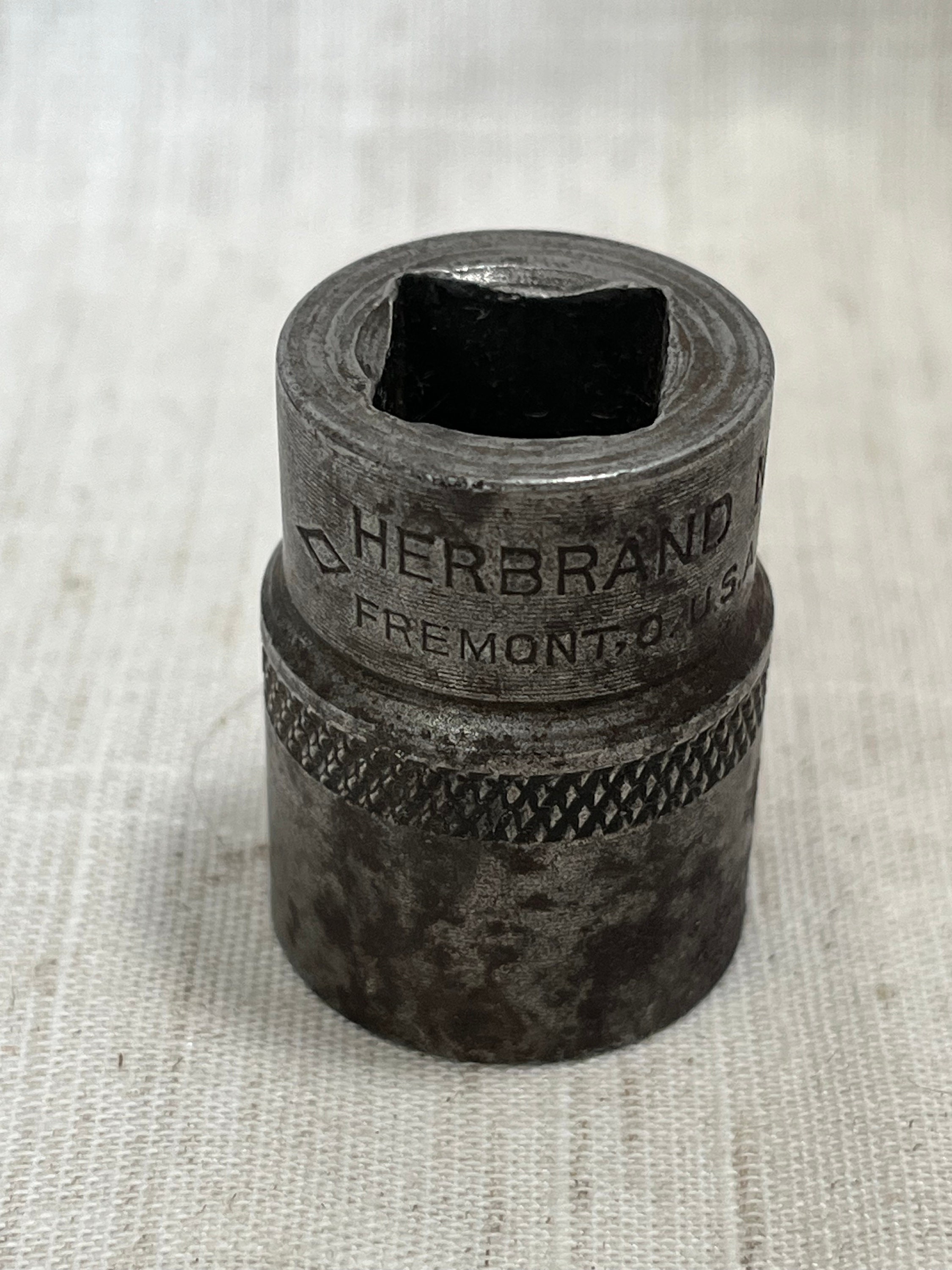Antique 1/2