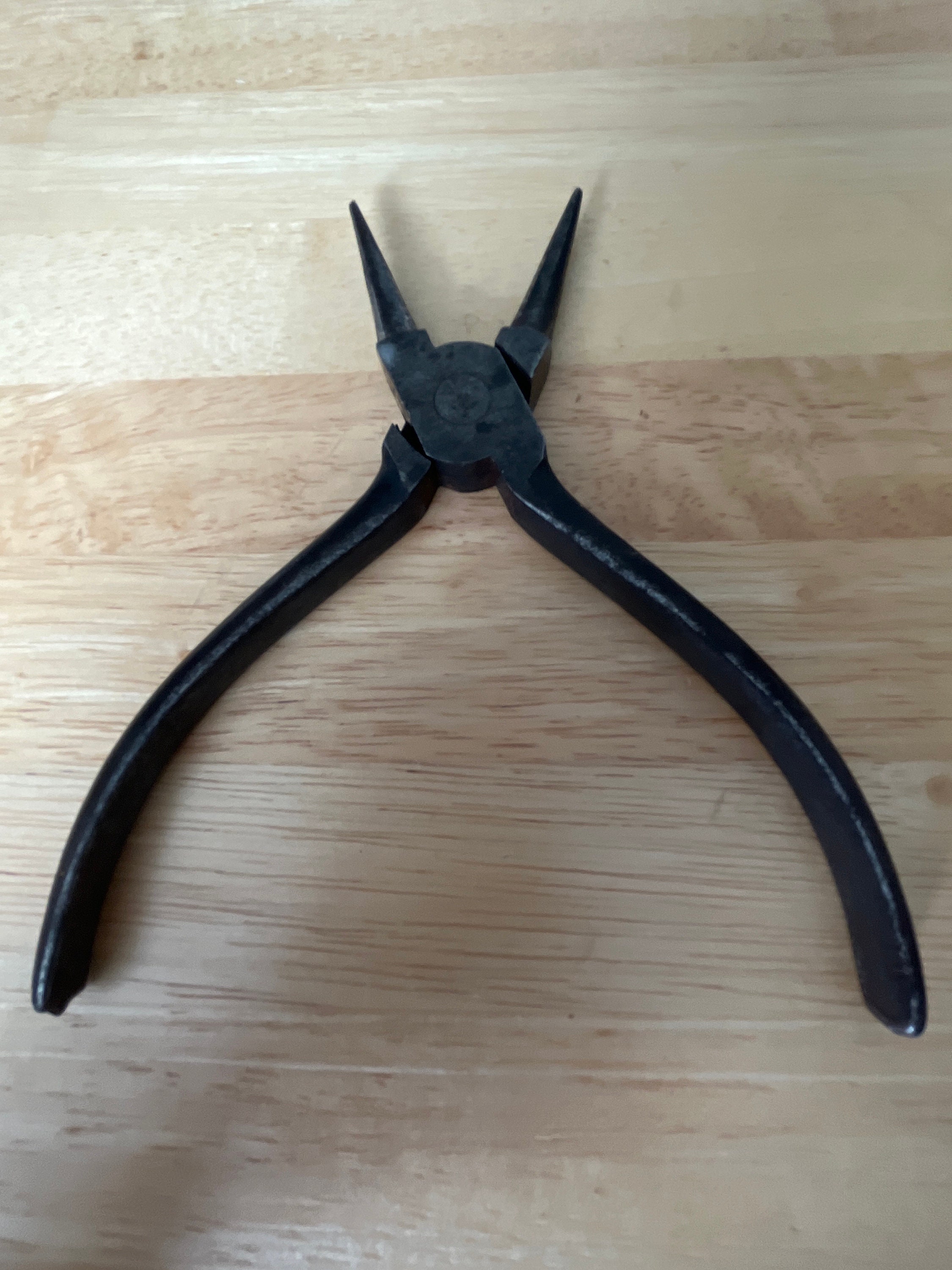 Vintage Great Neck, Spain, Needle Nose Pliers, 6 Long