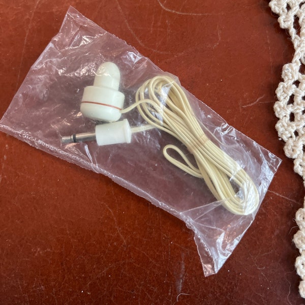 Vintage Mono Single Earbud - Unbranded Single Ear Phone for Transistor Radio - Still in Package - Never Used - Circa 1970s