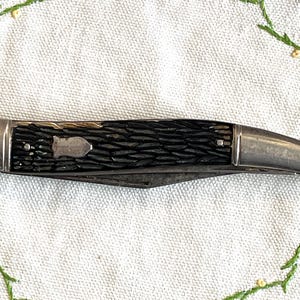 Vintage Imperial 4.25&quot; - 2 Blade Folding Fish Scaler - 3.25&quot; Blade and Scaler Pocket Knife - Prov RI USA - Circa 1950&#39;s