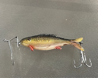 Vintage Felmlee's Lure - Plastic Minnow Lure with Spinner/Propeller and Tri-Hook - Circa 50s/60s