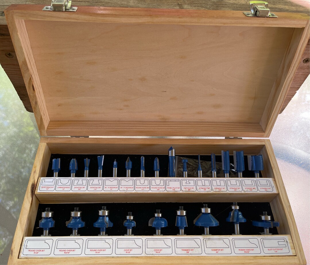 Modern Vintage Handy Toughest 24 Piece Router Bit Set 1/4 Router Bit