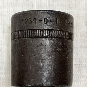 Antique Unbranded 1/2&quot; Drive 1 1/16&quot; Socket - 12 Point Knurled 1234-D-1 - Believe to Be Indestro - Circa 40s/50s