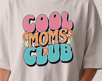 Camiseta retro con estampado floral del Club de Mamás (Descarga digital)