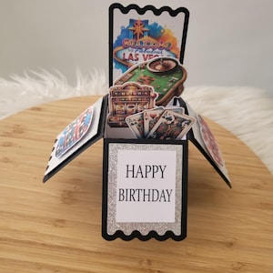 Casino Vegas / Poker / Cartes / Carte pop-up d'anniversaire sur le thème des machines à sous